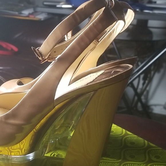 Nude Window Heel Pumps - Picture 3 of 5